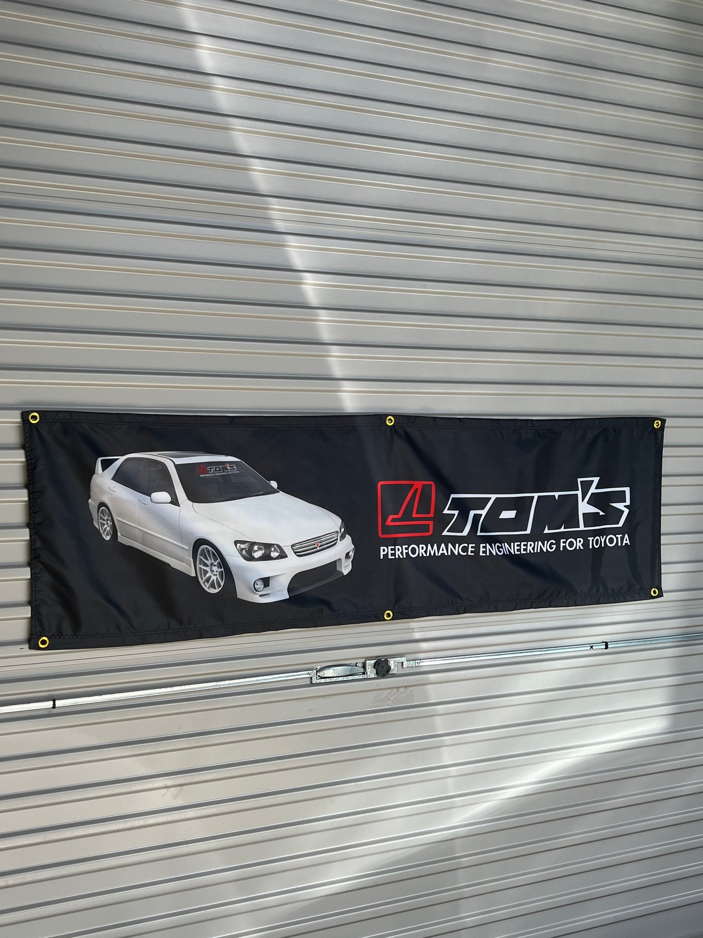 Altezza Banner